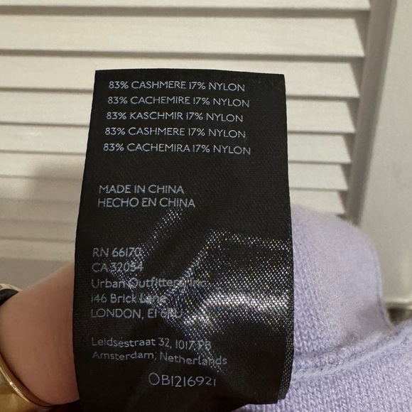 NWT lilac crop sweater tank - Picture 6 of 8